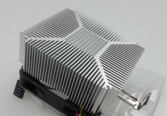 Win10系統(tǒng)玩英雄聯(lián)盟非?？D怎么解決？