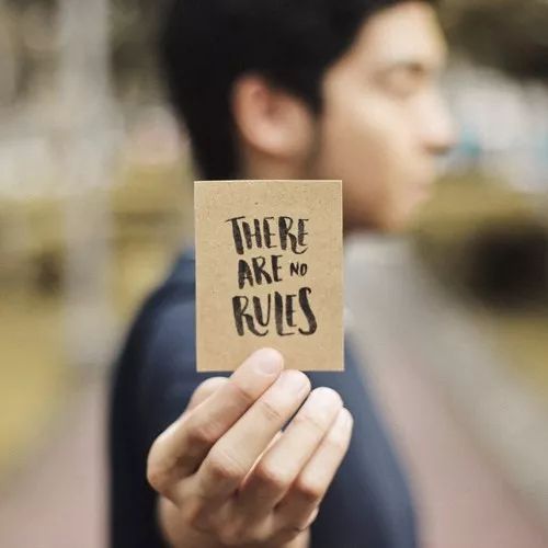 2020最流行微信頭像:成熟穩重的男生頭像大全!