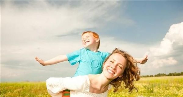 在朋友圈曬孩子是出于什么心態(tài)