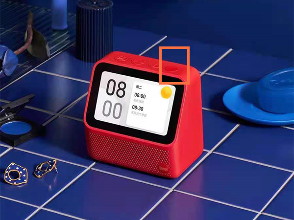 天貓精靈復(fù)位鍵在哪里