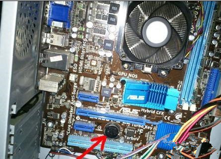 電腦開機卡在正在啟動Windows怎么辦？