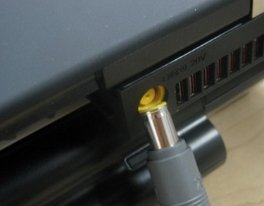 Win7旗艦版筆記本電源已接通未充電怎么辦?