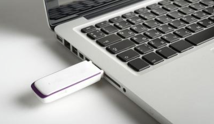 Win10系統(tǒng)u盤讀不出來怎么辦？