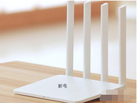 Win10專業(yè)版開機(jī)卡在歡迎界面要怎么解決？