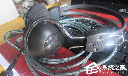 Win7系統連接耳麥不能說話怎么辦?