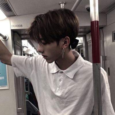 2019時尚超酷男生微信有哪些?新時尚超酷男生微信頭像大全