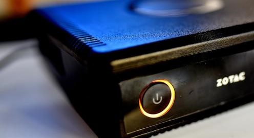 win10死機按什么都不行解決方法