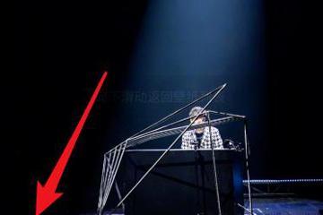 抖音一束光壁紙如何設置? 抖音一束光壁紙設置方法教程解答!