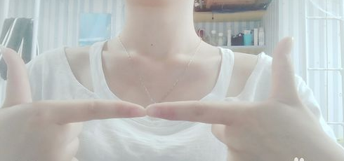 抖音愛(ài)的就是你怎么玩 抖音愛(ài)的就是你手指舞教程