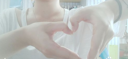 抖音愛(ài)的就是你怎么玩 抖音愛(ài)的就是你手指舞教程