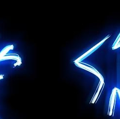 qq名片照片墻八組圖怎么弄 手機(jī)qq名片八組圖制作方法