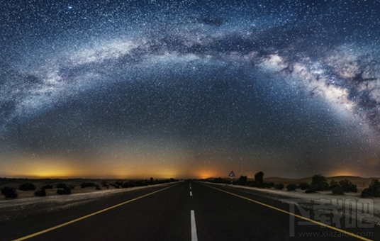 win 10電腦鎖定壁紙怎么恢復?win 10取消桌面壁紙教程