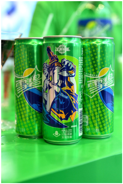 雪碧王者英雄瓶怎么和英雄互動 手機qqar掃英雄使用教程