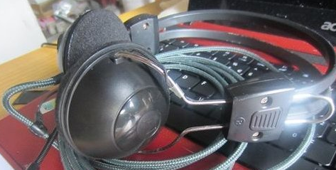 Win7系統連接耳麥不能說話怎么辦