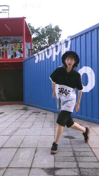 抖音散步舞怎么跳_抖音散步舞教學(xué)