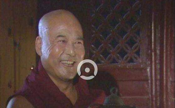 抖音女施主我給你送茶來了什么梗_女施主我給你送茶來了出處