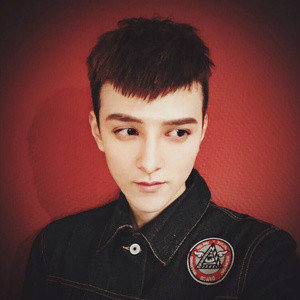 抖音北鼻打蠟扒拉舅是什么歌_歌曲試聽