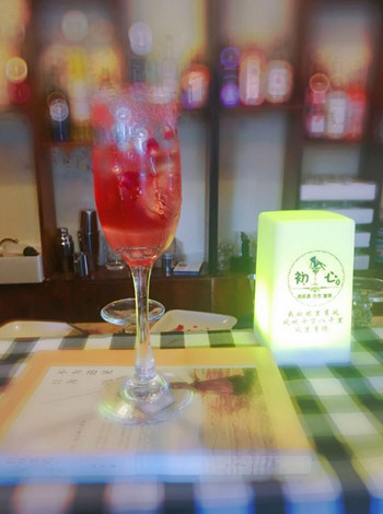 抖音敬自己六瓶酒圖片有哪些 敬六杯酒圖片分享