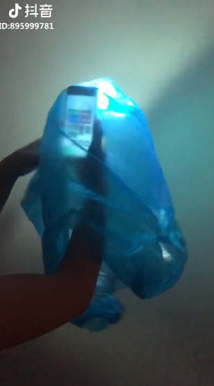 【抖音塑料袋拍照怎么拍】抖音用塑料袋拍照教程