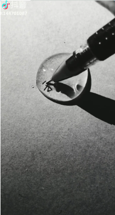 抖音水滴里面寫字怎么玩？水里寫字玩法教程介紹