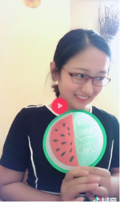 抖音西瓜扇小姐姐id是什么？