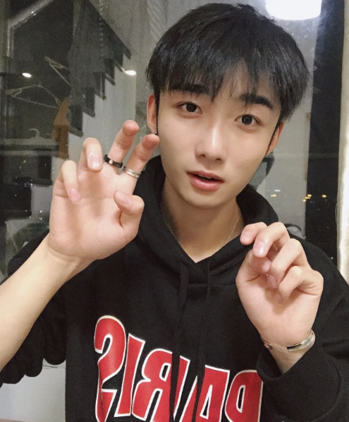 抖音李嘟嘟?高清美圖分享