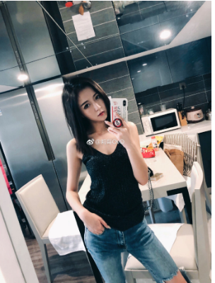 抖音煙槍嗓音另類唱腔莉哥o3o個人資料介紹！