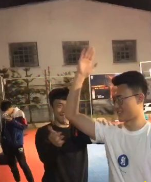 抖音app上手變短游戲是真的嗎 手變短的原理是什么