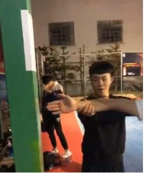 抖音上手變短是怎么拍的？手變短拍攝原理解析