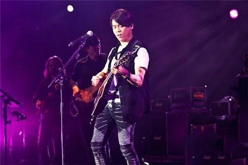 抖音我一直都想對你說是什么歌？誰唱的