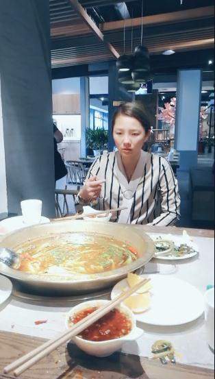 抖音你女兒是我女兒的媽媽我是你的誰(shuí)