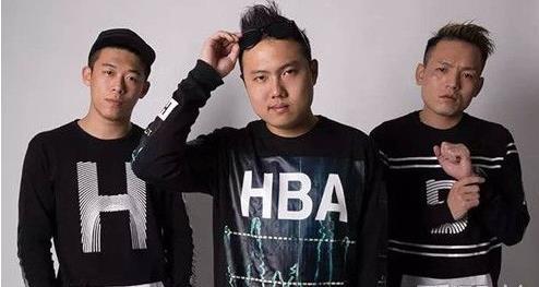 抖音我要送你99朵玫瑰花是什么歌 抖音我要送你99朵玫瑰花完整版歌詞