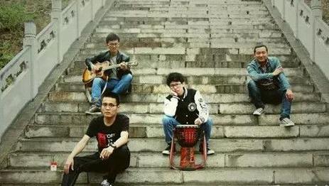 抖音紙短情長歌詞是什么歌曲