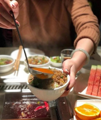 抖音海底撈調料是怎么做出來的