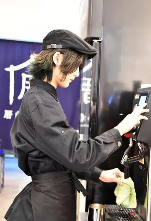 抖音江陰奶茶店小哥哥是誰?抖音抖音奶茶小哥哥個人資料介紹