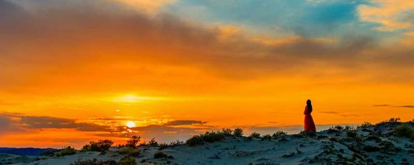 適合發晚霞句子的朋友圈 晚霞文案短句