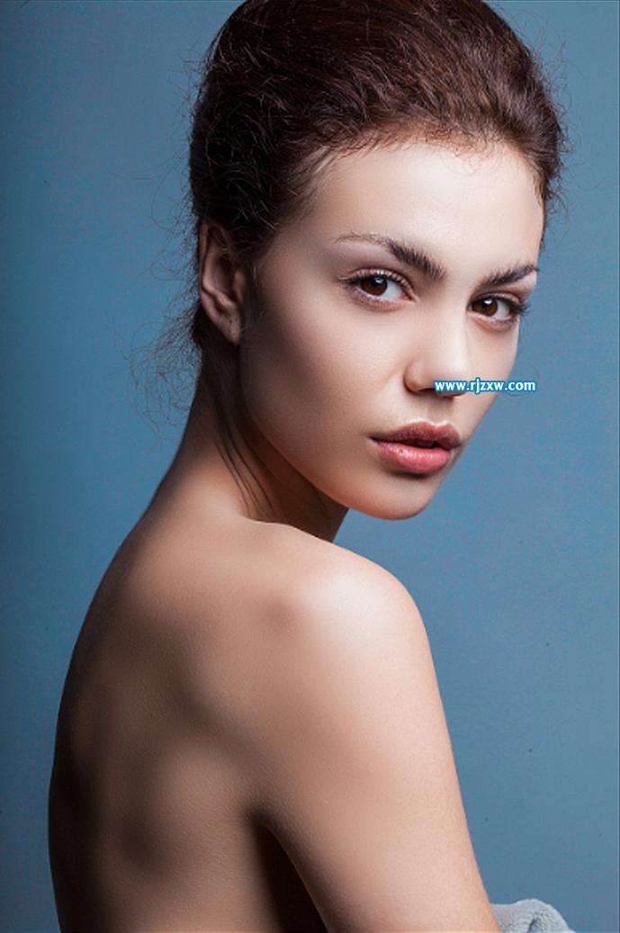 PS用高低頻方法給人像磨皮修圖