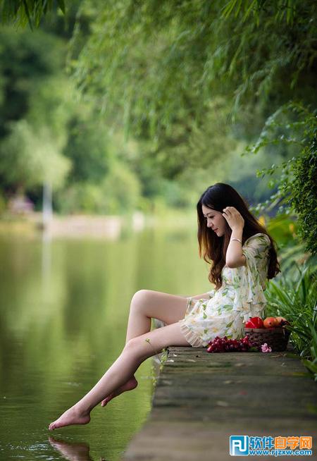 怎么用Photoshop把人物圖片調(diào)出古典青藍色